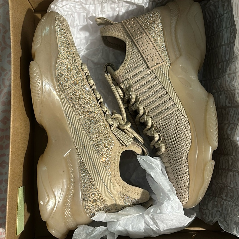 Steve Madden sneakers